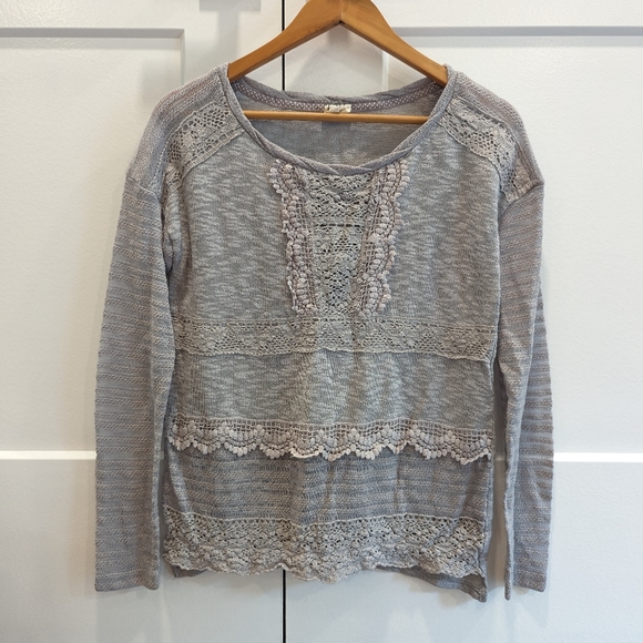 Anthropologie Sweaters - ONE SEPTEMBER Anthropologie gray knit and lace pull-over crewneck sweater